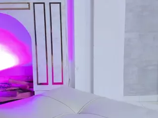 MEGAN-DIAMOND's Live Sex Cam Show