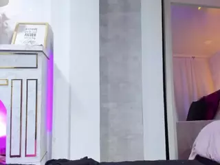 MEGAN-DIAMOND's Live Sex Cam Show