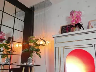 MEGAN-DIAMOND's Live Sex Cam Show
