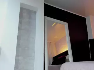 MEGAN-DIAMOND's Live Sex Cam Show