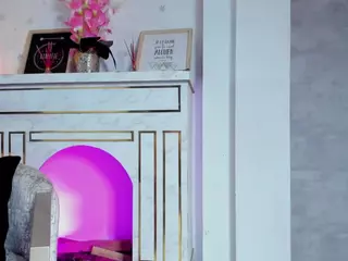 MEGAN-DIAMOND's Live Sex Cam Show