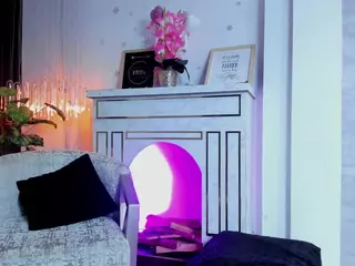 MEGAN-DIAMOND's Live Sex Cam Show