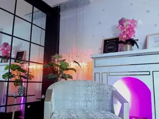 MEGAN-DIAMOND's Live Sex Cam Show