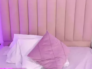 veroniica-lodge's Live Sex Cam Show