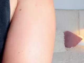 susan-zc's Live Sex Cam Show