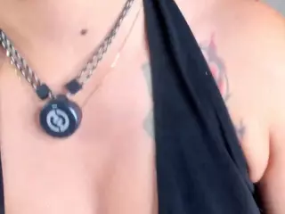 susan-zc's Live Sex Cam Show
