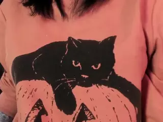 Adelinee Night Girl's Live Sex Cam Show