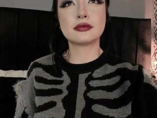 Live cam show with Adelinee Night Girl