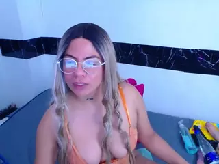 Tifanny's Live Sex Cam Show