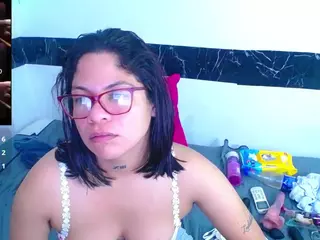 Tifanny's Live Sex Cam Show