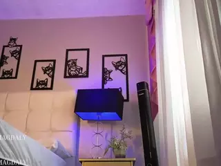 Alice-Ferrer's Live Sex Cam Show