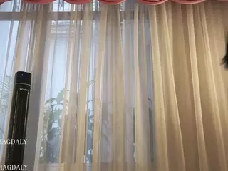 Alice-Ferrer's Live Sex Cam Show