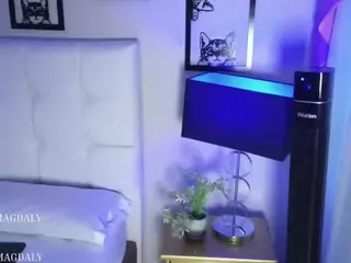 Alice-Ferrer's Live Sex Cam Show