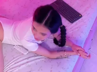 Alice-Ferrer's Live Sex Cam Show