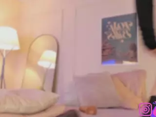 Innanaa's Live Sex Cam Show