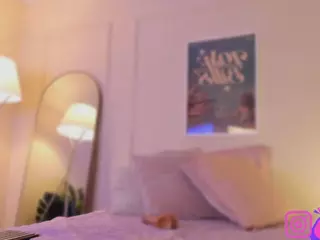 Innanaa's Live Sex Cam Show