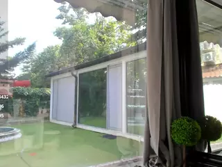 Russian-Ava's Live Sex Cam Show