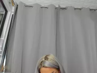 Russian-Ava's Live Sex Cam Show