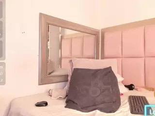 Lorena-Hawkins's Live Sex Cam Show