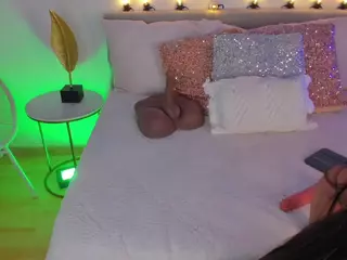 Mariana Cuellar's Live Sex Cam Show