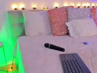 Mariana Cuellar's Live Sex Cam Show