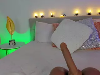 Mariana Cuellar's Live Sex Cam Show