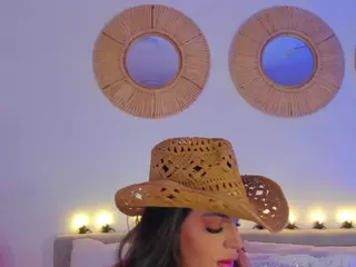 Mariana Cuellar's Live Sex Cam Show