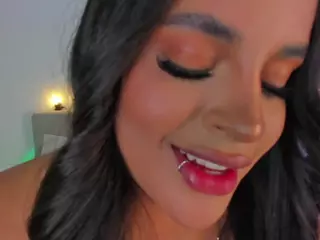 Mariana Cuellar's Live Sex Cam Show
