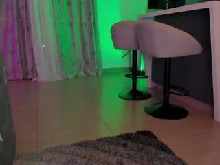 Live cam show with Mariana Cuellar