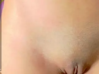 littleissues's Live Sex Cam Show