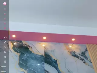littleissues's Live Sex Cam Show