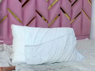 littleissues's Live Sex Cam Show