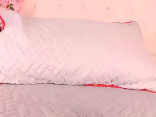 MaddieScott1's Live Sex Cam Show