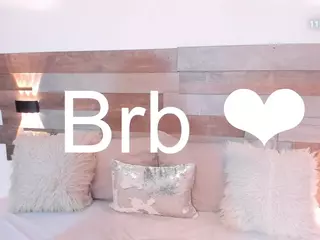Little Eva's Live Sex Cam Show