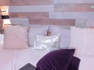 Little Eva's Live Sex Cam Show