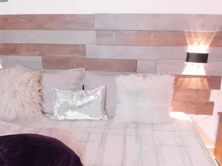 Little Eva's Live Sex Cam Show