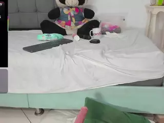 Sweet-Katia2's Live Sex Cam Show