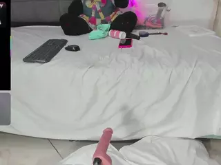 Sweet-Katia2's Live Sex Cam Show