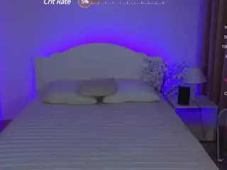 HayleFireHot's Live Sex Cam Show