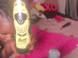Karlie Kayozz's Live Sex Cam Show