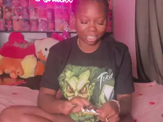 Karlie Kayozz's Live Sex Cam Show
