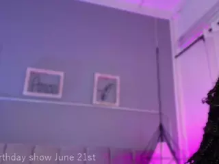 HOTTIE ANNETH's Live Sex Cam Show