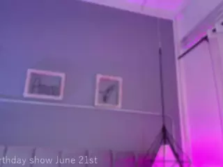 HOTTIE ANNETH's Live Sex Cam Show