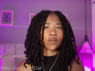 HOTTIE ANNETH's Live Sex Cam Show