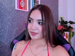 CarolineeGarciaa's Live Sex Cam Show
