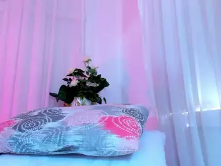 CarolineeGarciaa's Live Sex Cam Show