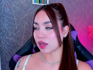 CarolineeGarciaa's Live Sex Cam Show