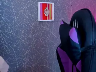 CarolineeGarciaa's Live Sex Cam Show