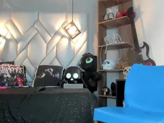MirandaHaguen's Live Sex Cam Show