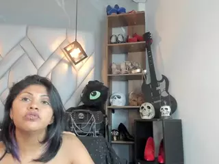 MirandaHaguen's Live Sex Cam Show